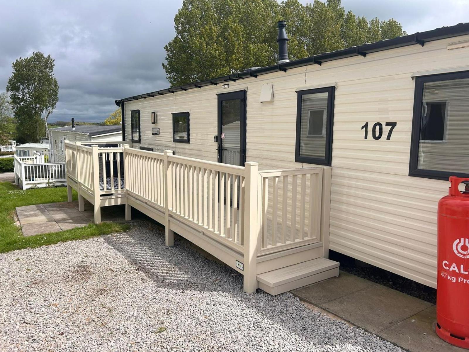 8 Berth Caravan Marton Mere Holiday Park - Blackpool, Blackpool